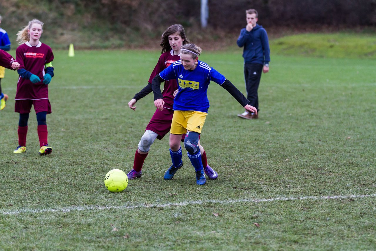 Bild 178 - B-Juniorinnen TSV Gnutz o.W. - SV Henstedt Ulzburg II : Ergebnis: ca. 5:0